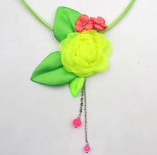 Cargar imagen en el visor de la galería, Collar flúor