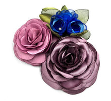 Cargar imagen en el visor de la galería, Tocado Camelias + copos
