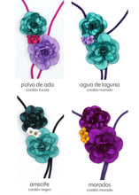 Cargar imagen en el visor de la galería, Collar líricas lisas y sagitarias