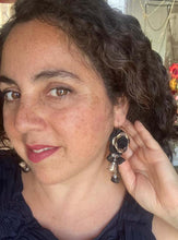 Cargar imagen en el visor de la galería, Aros Noria negro dorado