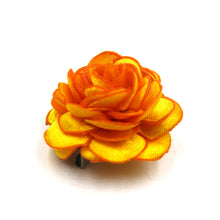 Cargar imagen en el visor de la galería, Prendedor mini Camelia