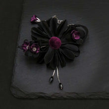 Cargar imagen en el visor de la galería, Pulsera Gerbera oscura obispos
