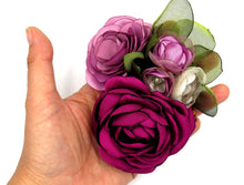 Cargar imagen en el visor de la galería, Tocado Camelias + copos