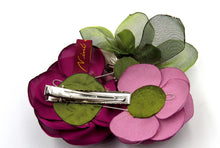 Cargar imagen en el visor de la galería, Tocado Camelias + copos