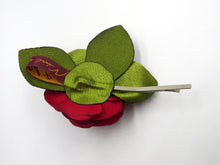 Cargar imagen en el visor de la galería, Pinche camelia