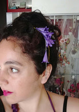 Cargar imagen en el visor de la galería, Cintillo Flores tubitos