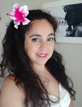 Cargar imagen en el visor de la galería, Tocado Hibisco blanco magenta
