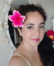 Cargar imagen en el visor de la galería, Tocado Hibisco magenta