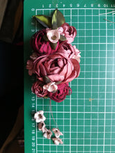 Cargar imagen en el visor de la galería, Tocado Composición Bouquet