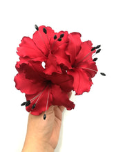 Cargar imagen en el visor de la galería, Tocado tres Hibiscos