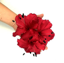 Cargar imagen en el visor de la galería, Tocado tres Hibiscos