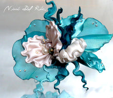 Cargar imagen en el visor de la galería, Tocado Ostras perleras