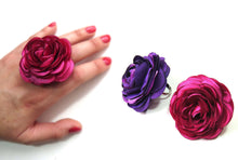 Cargar imagen en el visor de la galería, Anillo camelia