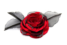Cargar imagen en el visor de la galería, Tocado Camelia pétalos reinos rojo