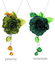 Cargar imagen en el visor de la galería, Collar Rositas y sagitarias

