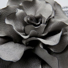 Cargar imagen en el visor de la galería, Maxi flor Lírica crepé denso
