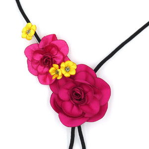 Collar líricas lisas y sagitarias