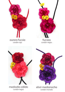 Collar líricas lisas y sagitarias