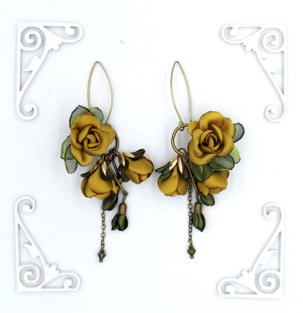 Aros Ema cortos mostaza bronce