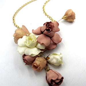 Collar Acanto besos