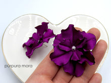 Cargar imagen en el visor de la galería, Aros Begonia grandes

