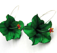 Cargar imagen en el visor de la galería, Aros Hibiscos sublimados verdes

