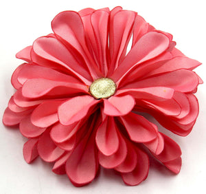 Prendedor Dalia Reina