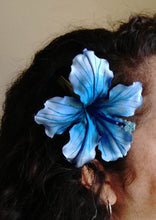 Cargar imagen en el visor de la galería, Tocado Hibisco celeste - azul
