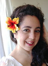 Cargar imagen en el visor de la galería, Tocado Hibisco amarillo flúor - rojo
