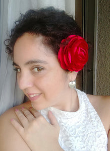 Tocado - prendedor Camelia satín
